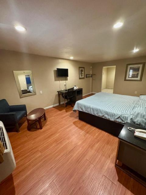 Golden Star Inn サン・バーナディーノ 部屋 写真