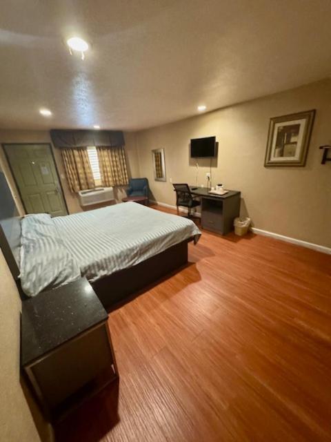 Golden Star Inn サン・バーナディーノ 部屋 写真